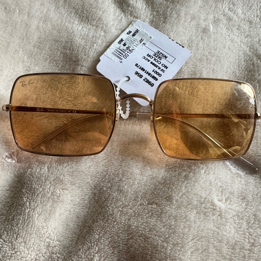 AUTHENTIC RAY BAN SUNGLASSES